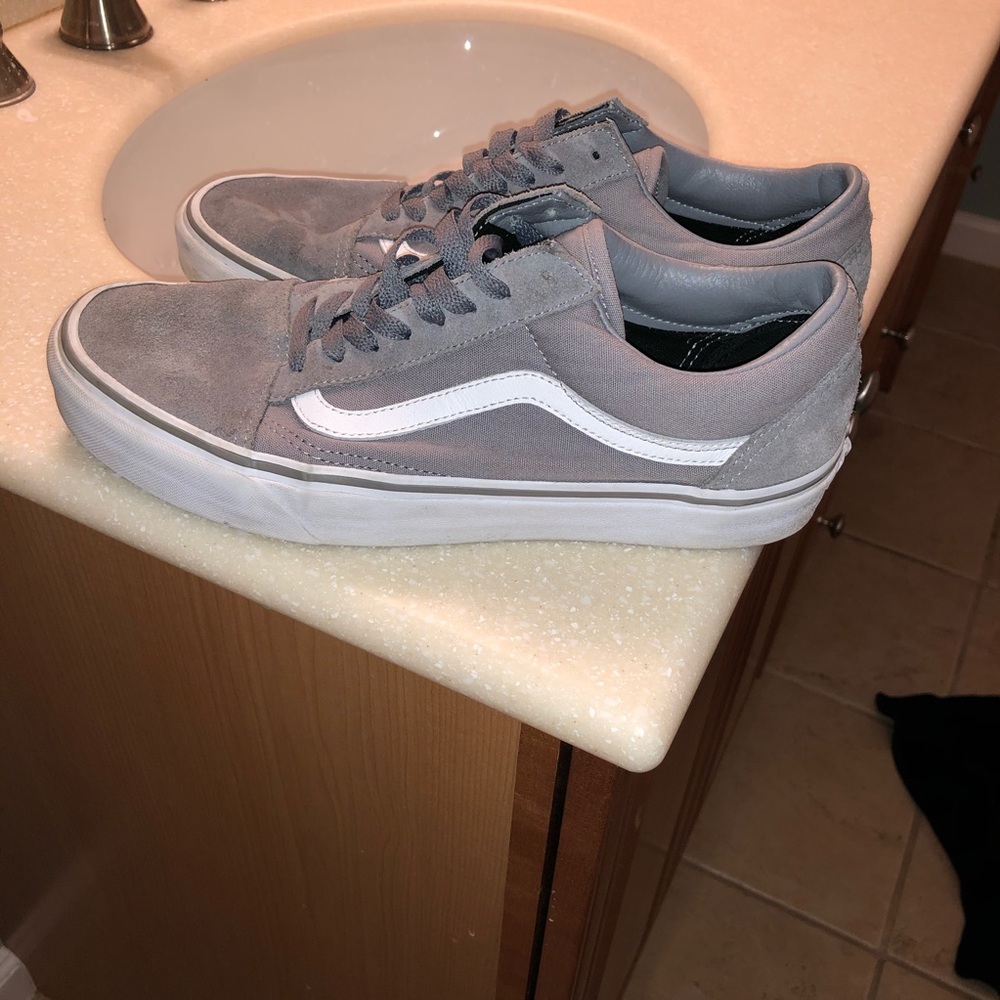 OLD SCHOOL VANS